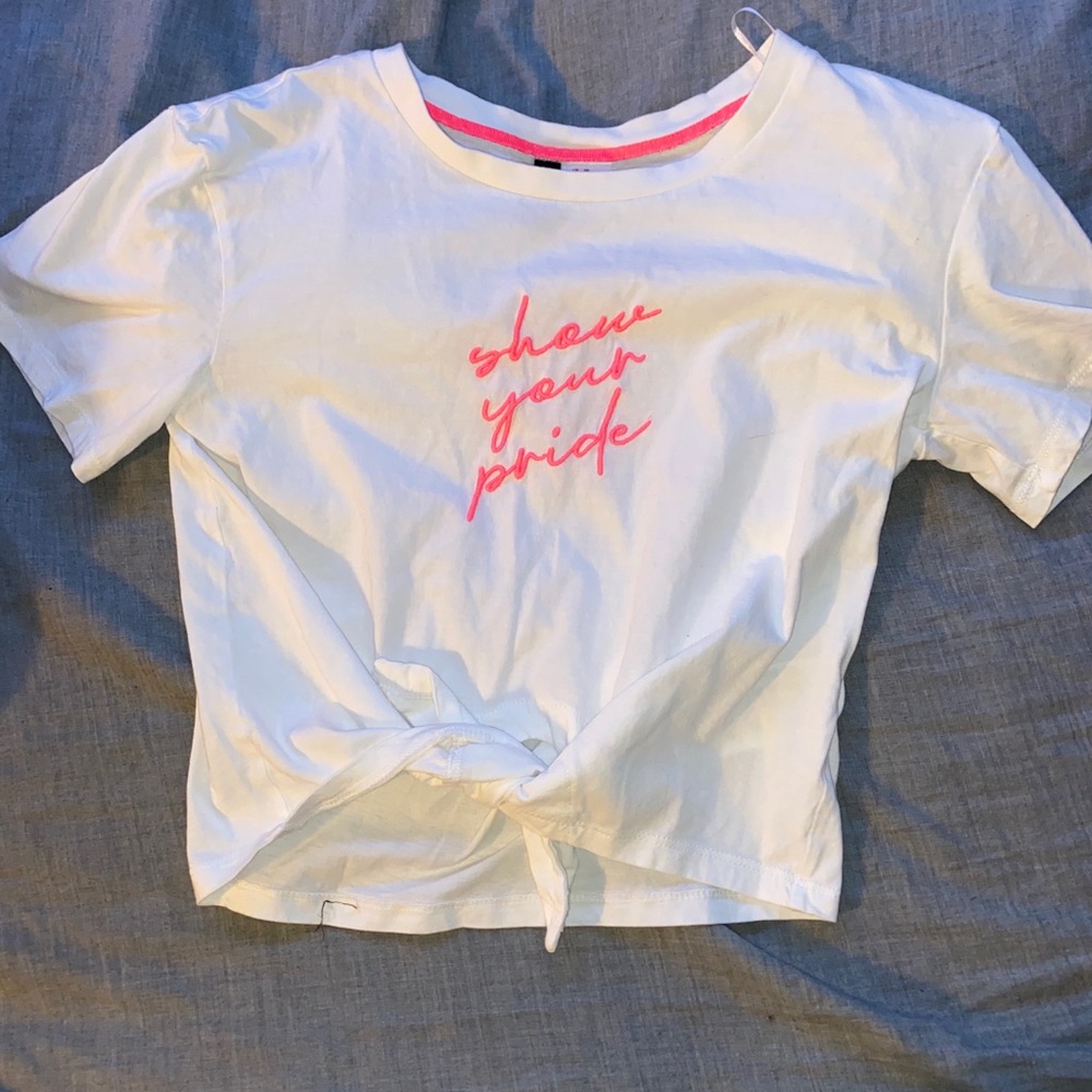 tie up embroidered tee